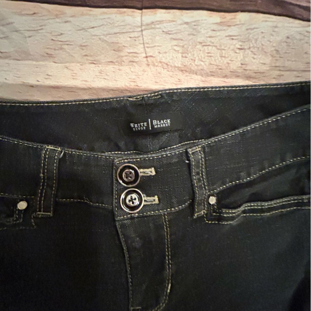 White House Black Market Dark Wash Bootcut trouser Pant size 0 short - Picture 2 of 4